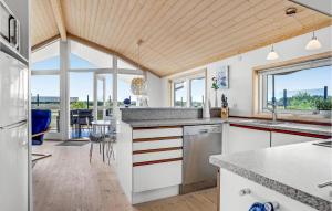 Three-Bedroom Holiday Home In Jerup