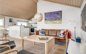 Three-Bedroom Holiday Home In Jerup