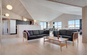 5 Bedroom Pet Friendly Home In Løkken