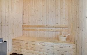 5 Bedroom Pet Friendly Home In Løkken