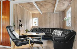 Beautiful Home In Læsø With Kitchen