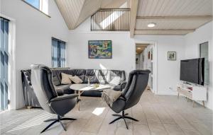 Stunning Home In Harboøre With Sauna