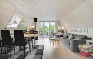 Holiday Home Pukkelvej Ebeltoft V