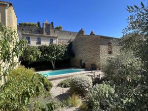 Maisons de vacances Oasis De La Cit, A Beautiful Property, Sleeps 8, : photos des chambres