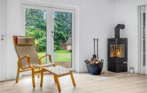 4 Bedroom Lovely Home In Knebel