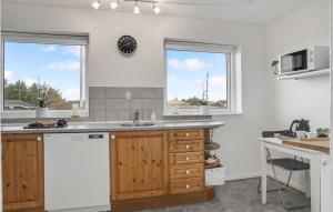 2 Bedroom Lovely Home In Thisted