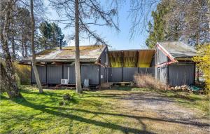 2 Bedroom Cozy Home In Dronningmølle