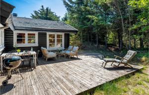 Cozy Home In Ulfborg With Kitchen