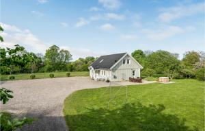 Beautiful Home In Sønder Stenderup