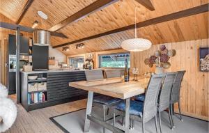 Three-Bedroom Holiday Home In Ebeltoft