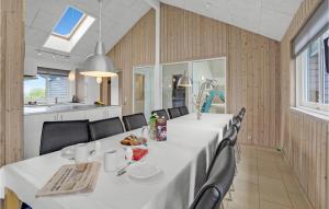 5 Bedroom Beautiful Home In Sydals