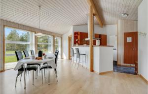 Holiday Home Sletten Hadsund Xii