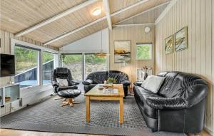 Lovely Home In Ebeltoft With Sauna