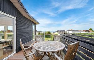 Beautiful Home In Ebeltoft