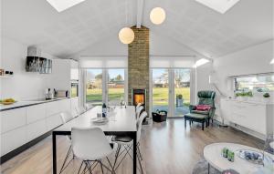 Three-Bedroom Holiday Home In Otterup