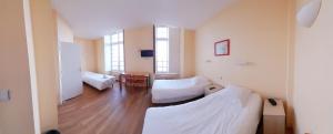 Hotels Hotellerie Saint Yves : photos des chambres