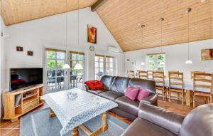 Holiday Home Tyttebærvej V