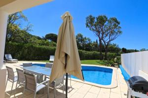 Spacious Vilamoura Villa 4 Bedrooms Villa Amendoeira Table Tennis