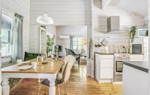 Two-Bedroom Holiday Home In Krusa