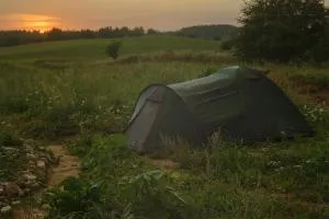Rent a tent - Namiot w Praekologicznym gospodarstwie - Pozezdrze