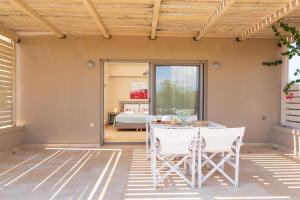 Double Room with Balcony room in Aelia Home Suites