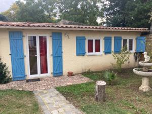Maisons de vacances HOUDARLING Chalet avec Hammam Sauna Jacuzzi Privatif : Maison 1 Chambre