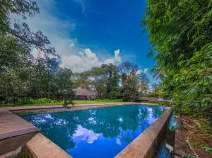 The Orchard Resort - Surla