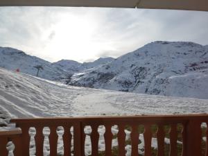 Appartement 4 pers. Les Menuires, pied des pistes, balcon S-O, tout équipé - FR-1-452-73