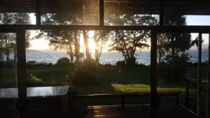 Kiwi on the Lake 3 bedroom,Chalet Villa - Mourea