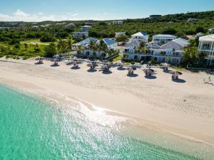 Shoal Bay Villas