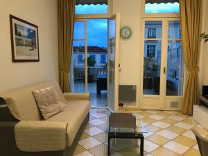 Appartement terrasse dans palace Belle Epoque