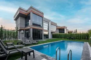 Andalus Villas NO ALCOHOL ALLOWED with Heated Pool - Kırkpınar