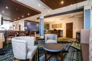 Holiday Inn Express & Suites Rehoboth Beach by IHG - Carpenters Corner