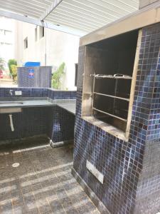 Apartamento em Pitangueiras - 100 metros da praia