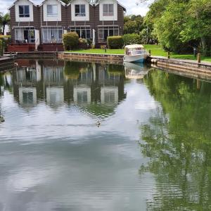 obrázek - Kuituna on the Canal Villa, 3 bedrooms