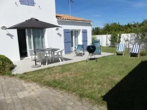 Maison avec terrasse, 400 m plage et centre, 2 chambres, parking privé, ménage inclus - FR-1-224B-542 - 拉盖里尼耶尔