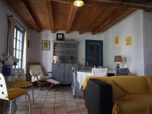 Maison confortable proche commerces, plage et port – 6 couchages, jardin clos avec terrasse et BBQ - FR-1-224B-453