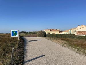 Maisons de vacances Maison Bretignolles-sur-Mer, 2 pieces, 4 personnes - FR-1-224A-50 : photos des chambres