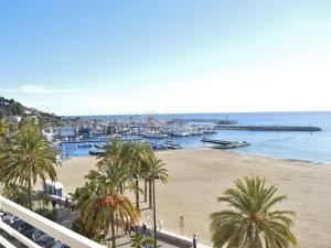 Appartements Appartement 2 pieces, 4 couchages, climatise avec Wi-Fi et garage - Le Lavandou - FR-1-251-293 : photos des chambres