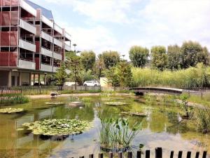 Spacieux Appt 3 Pièces avec Terrasse et Parking au Lavandou - FR-1-251-331