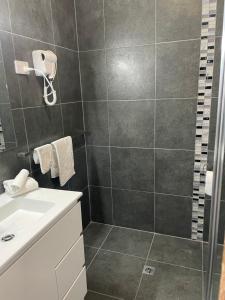 SHEPPARTON MOTOR INN Tudor House Motel