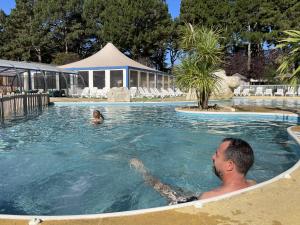 Campings Sunelia Le Petit Bois : photos des chambres