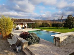 Villas Villa de 4 chambres avec piscine privee jardin amenage et wifi a Saint Sylvestre sur Lot : photos des chambres