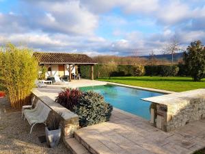 Villas Villa de 4 chambres avec piscine privee jardin amenage et wifi a Saint Sylvestre sur Lot : photos des chambres
