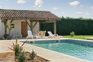 Villas Villa de 4 chambres avec piscine privee jardin amenage et wifi a Saint Sylvestre sur Lot : photos des chambres