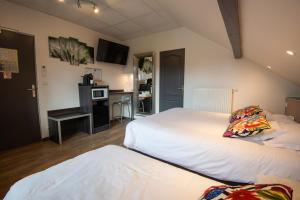 Hotels Contact hotel Les Ailes : photos des chambres