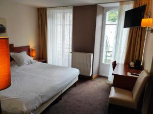 Hotels Hotel La Riviere : photos des chambres