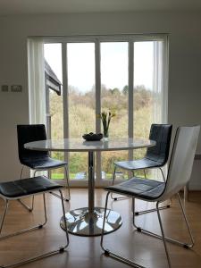 8 Oakridge, St Mellion