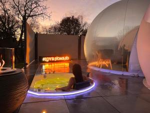 Love hotels Bulles gonflables Love Room - Love Home XO : photos des chambres