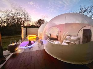 Love hotels Bulles gonflables Love Room - Love Home XO : photos des chambres